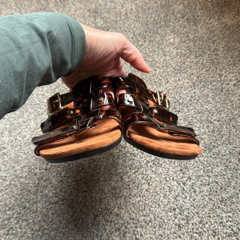 Vionic wedges NEW - image 3